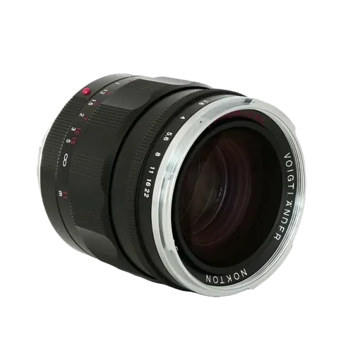 Voigtländer Nokton 35mm f/1.2 II