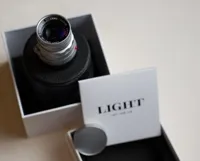 Fantastic premium packaging. Includes a leather case.