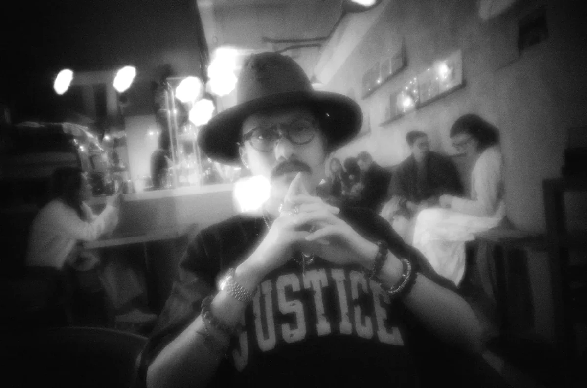 Black and white photo with heavy glow, shot on the MS-Optics Hipolion 19mm f/8 at its soft-focus apertures on a Leica M10 Monochrom