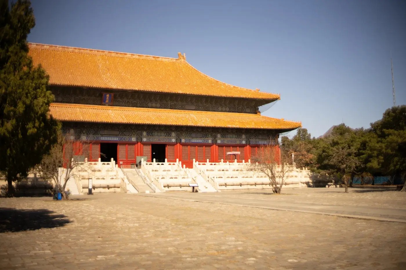 Voigtlander Nokton 35mm f/1.4 II MC lens