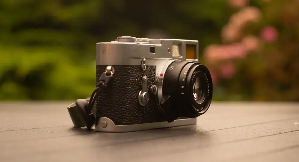 Leica M2 with Voigtlander Color-Skopar 50mm f/2.2