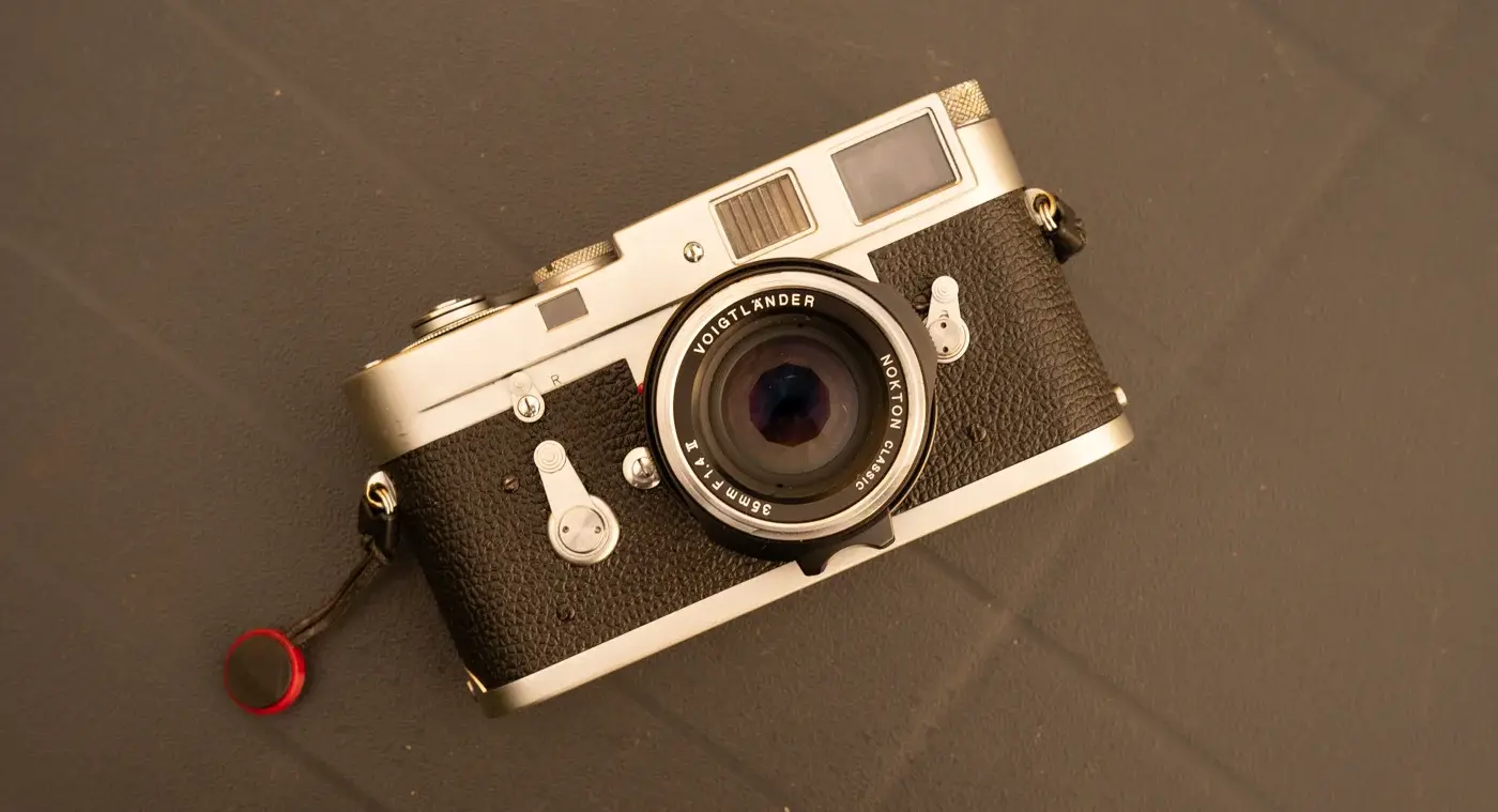 Voigtlander Nokton 35mm f/1.4 II MC lens