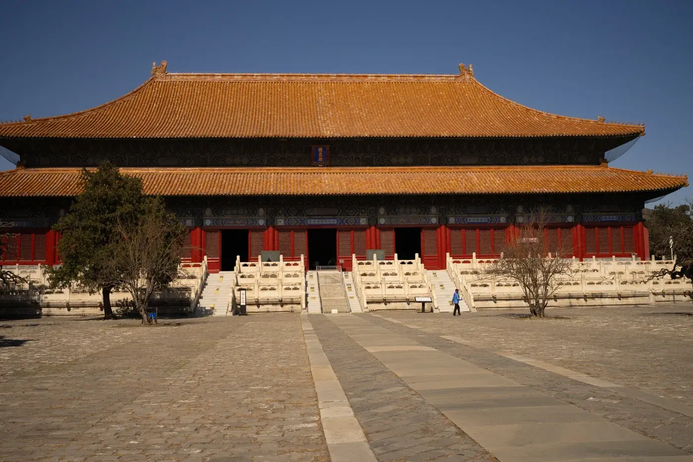 Voigtlander Nokton 35mm f/1.4 II MC lens