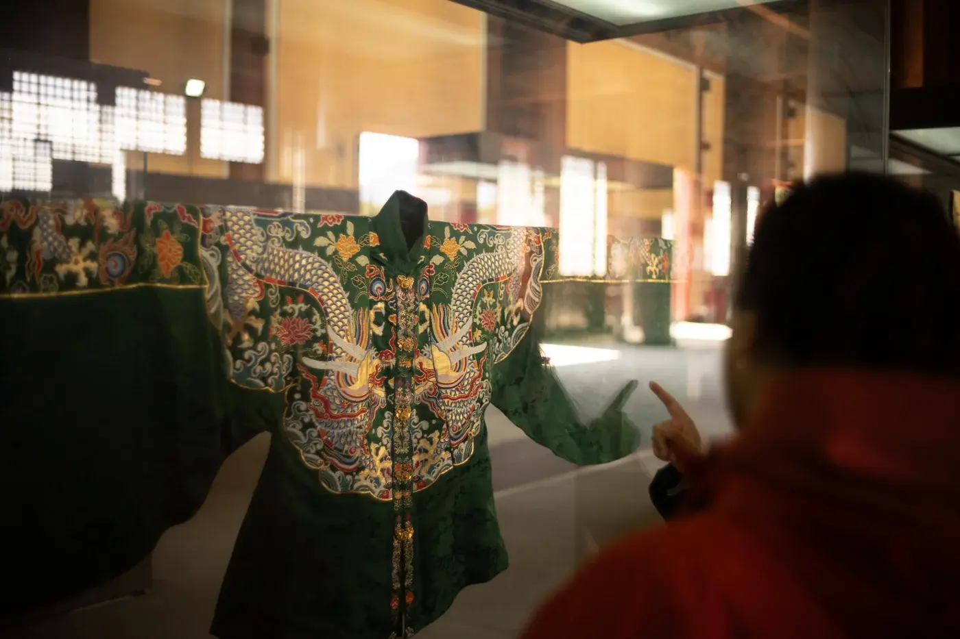 Voigtlander Nokton 35mm f/1.4 II MC lens