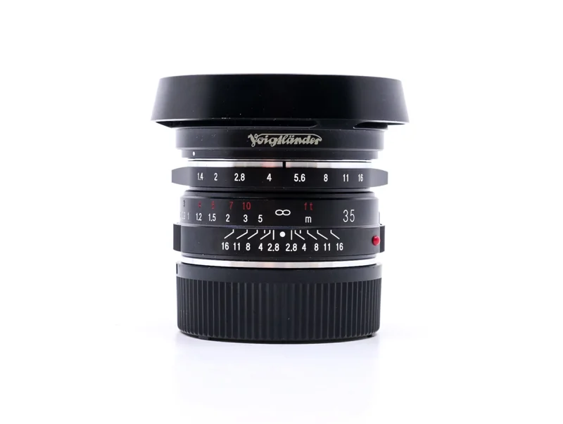 Voigtländer Nokton 35mm f/1.4 II SC/MC