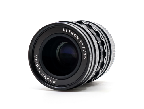Voigtländer Ultron 35mm f/1.7 II