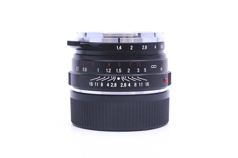 Voigtländer Nokton 40mm f/1.4
