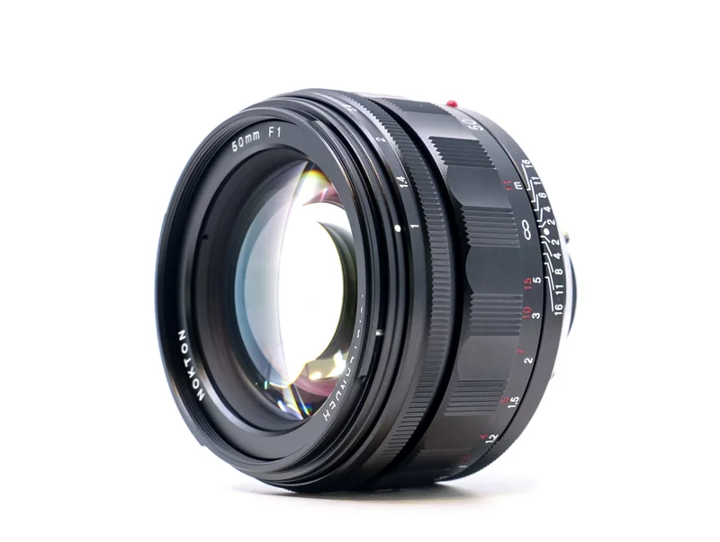 Voigtländer Nokton 50mm f/1