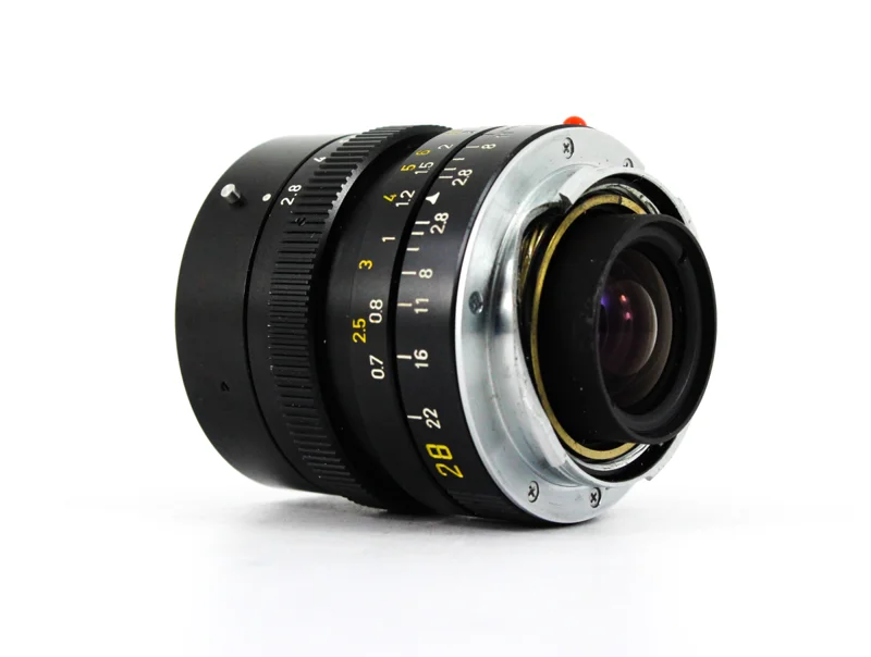 Leica Elmarit 28mm f/2.8 I