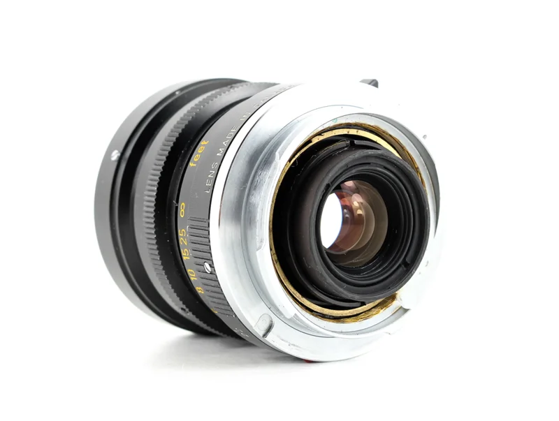 Leica Elmarit 28mm f/2.8 II