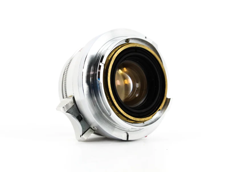 Leica Summicron 35mm f/2 8-element
