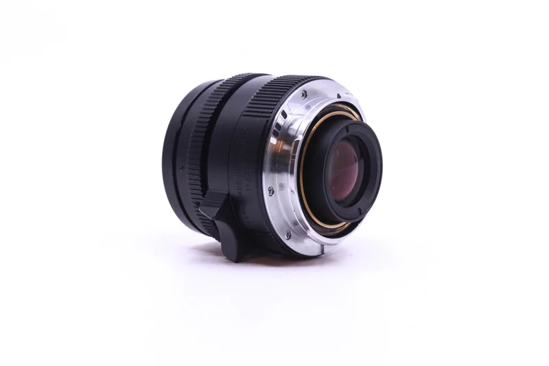 Leica Summicron-M 28mm f/2 ASPH. I