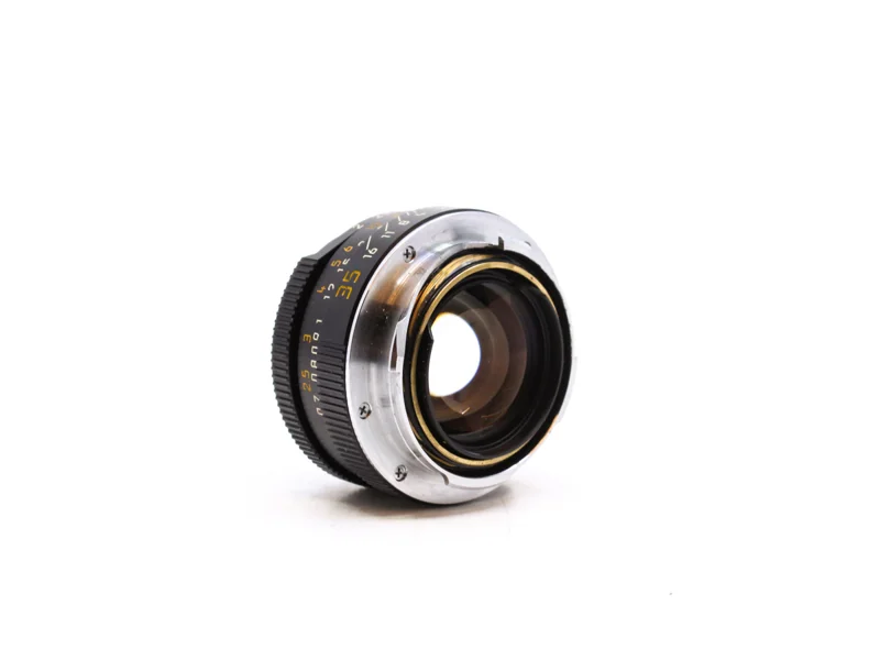 Leica Summicron-M 35mm f/2 IV