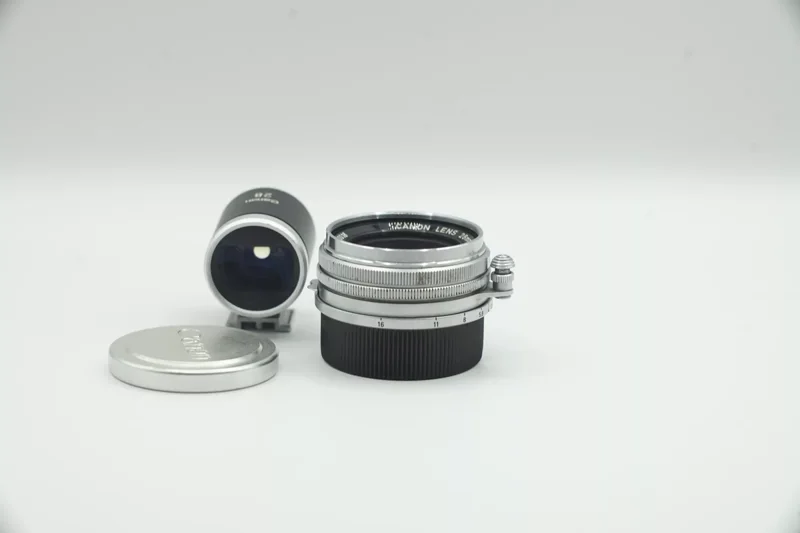 Canon 28mm f/2.8