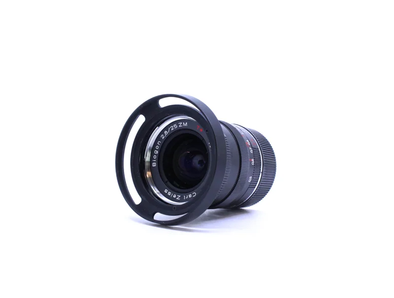 Carl Zeiss Biogon T* 25mm f/2.8 ZM
